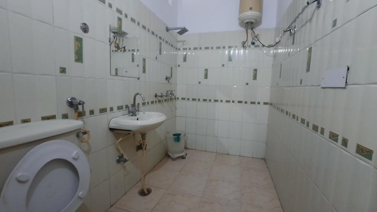 Hotel Holiday Inn Paradise Chandīgarh 외부 사진