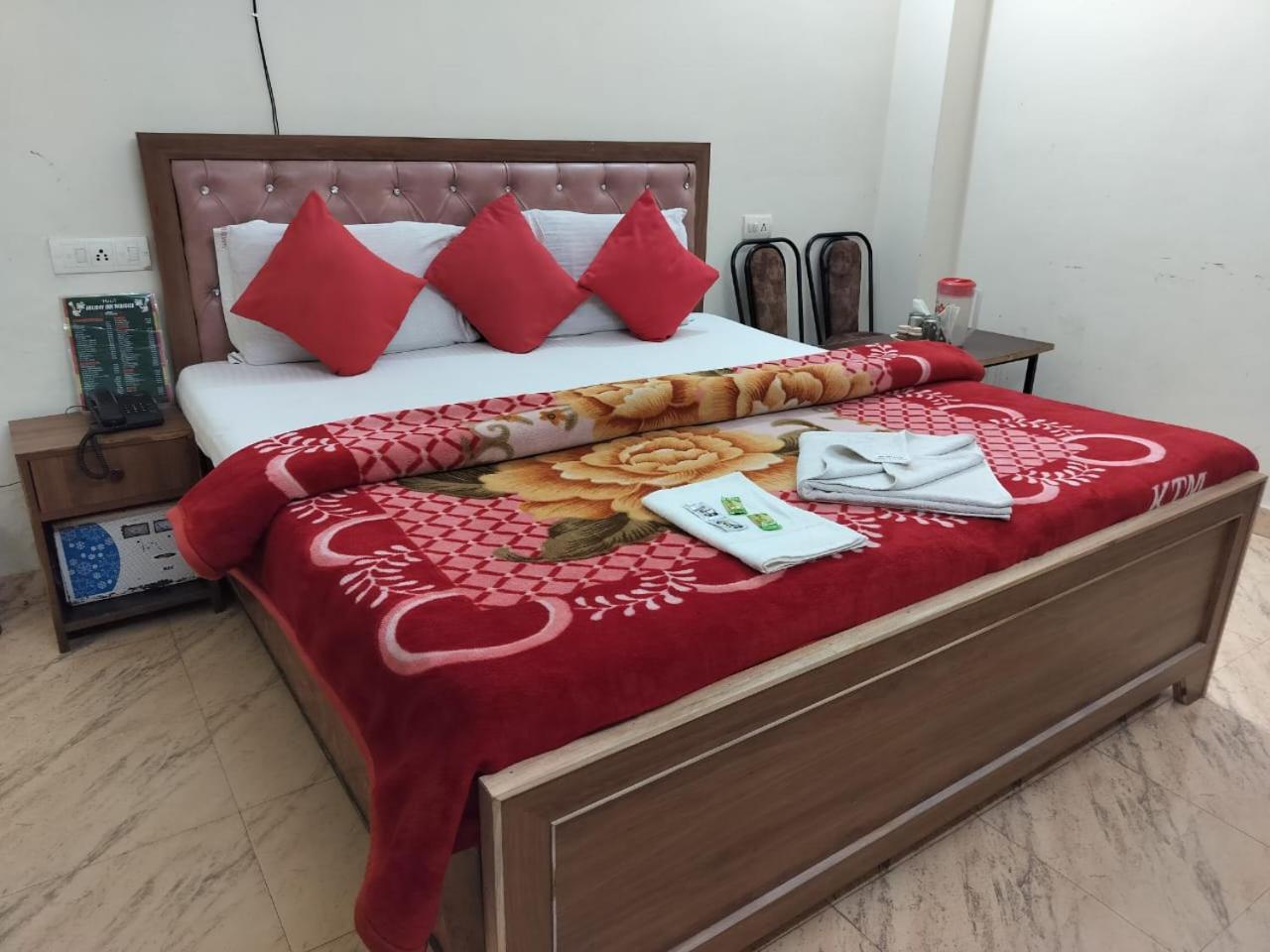 Hotel Holiday Inn Paradise Chandīgarh 외부 사진
