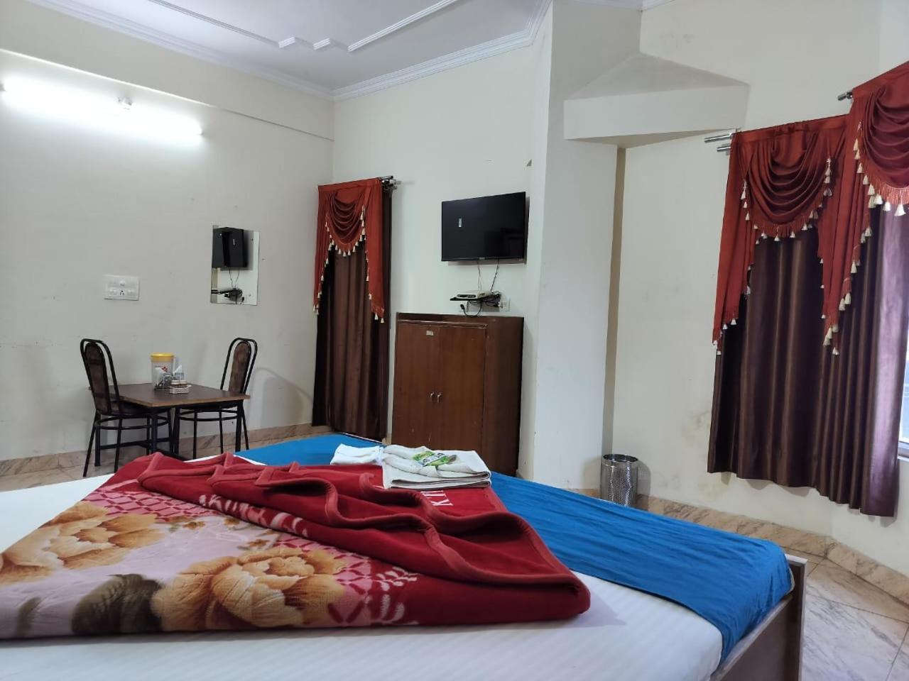 Hotel Holiday Inn Paradise Chandīgarh 외부 사진