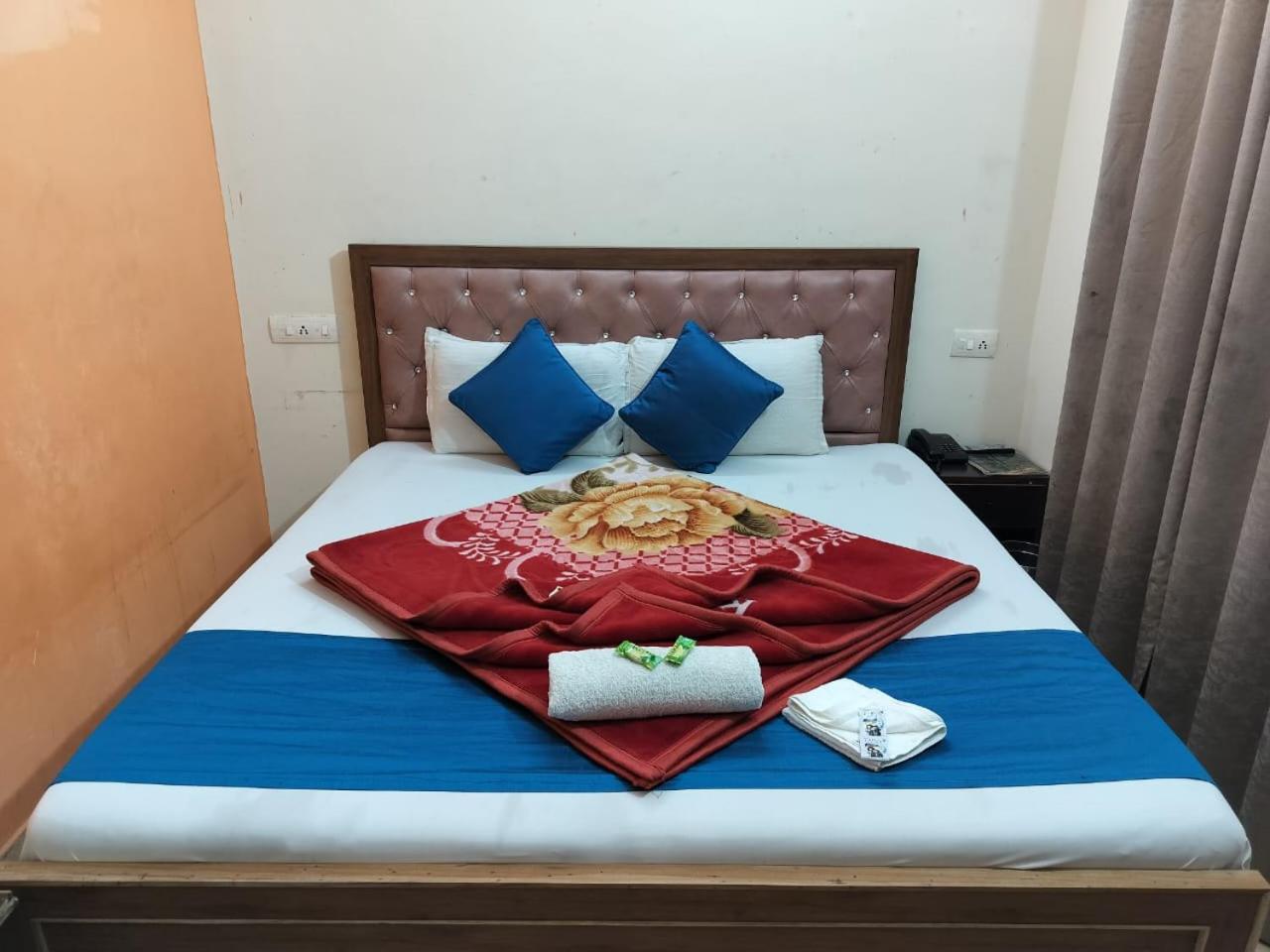 Hotel Holiday Inn Paradise Chandīgarh 외부 사진
