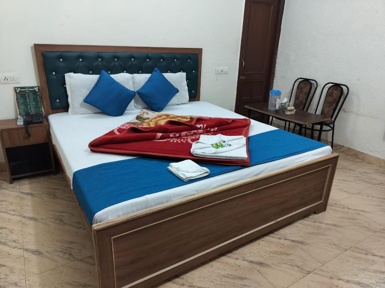 Hotel Holiday Inn Paradise Chandīgarh 외부 사진